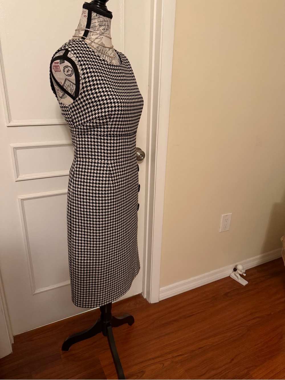 Talbots Black and White Houndstooth Midi Sheath Dress - Picture 5 of 15